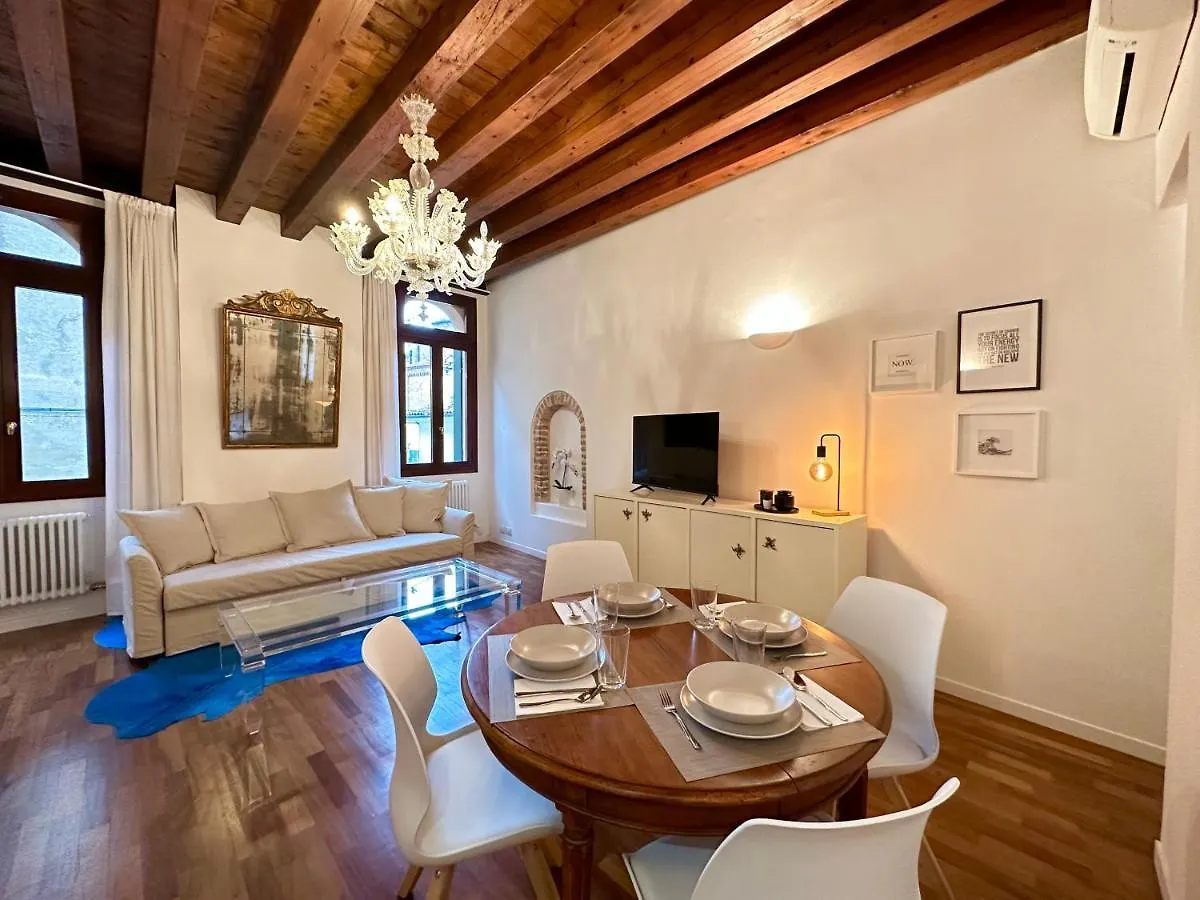Tarvisium Luxury Apartment: Un'Oasi Di Eleganza Treviso Apartment